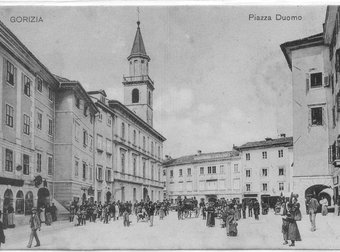 Piazza Cavour - LIONS