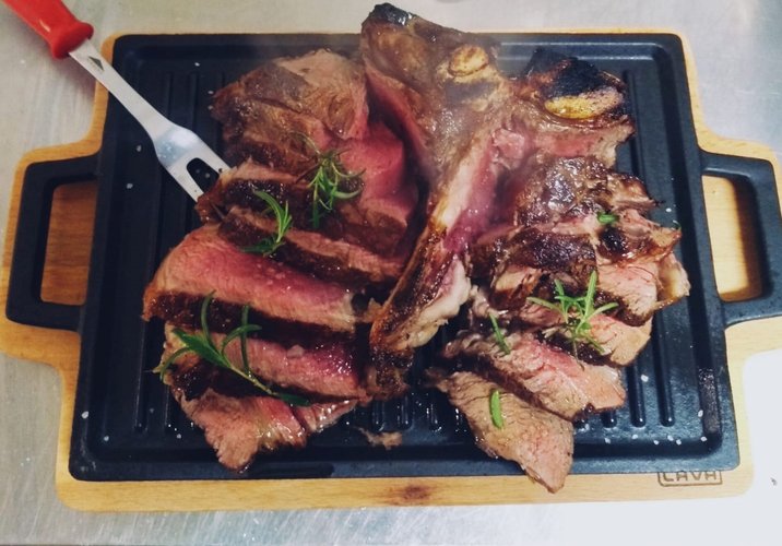 Carne brace James Pub.jpg