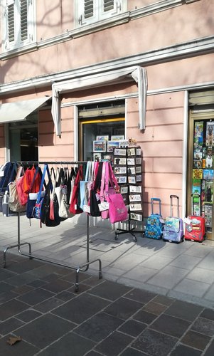 esterno Cartoleria al Corso.jpg